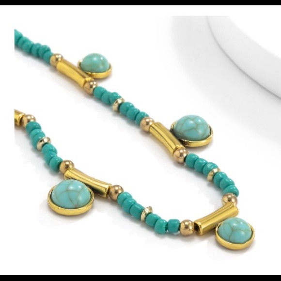Retro-Look Turquoise Necklace with Golden Accents - Picture 3 of 9